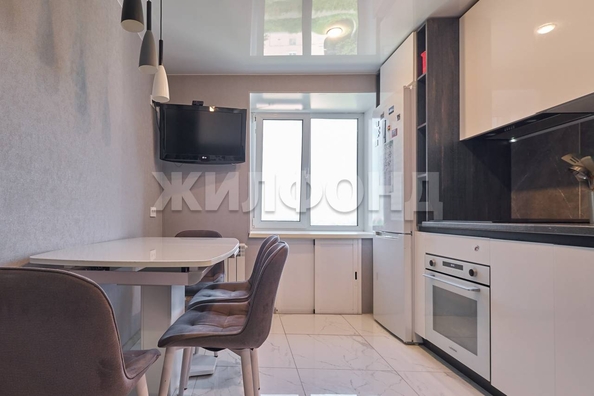 
  Продается 3-комн. квартира, 62.4 м², Сергея Лазо ул, д. 24
. Фото 12.