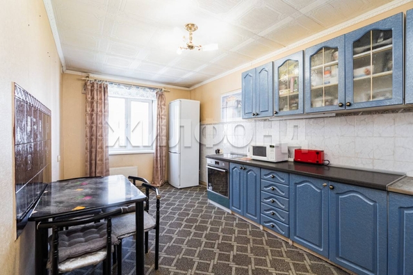 
  Продается 3-комн. квартира, 83.8 м², Солнечная ул, д. 23
. Фото 7.