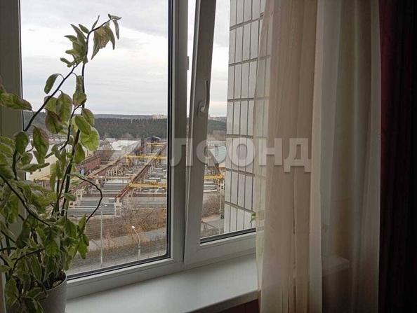 
  Продается 3-комн. квартира, 68 м², Елизаровых ул, д. 70
. Фото 12.