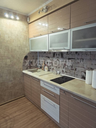 
  Продается 3-комн. квартира, 60.2 м², Дальне-Ключевская ул, д. 16Б
. Фото 1.