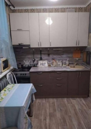 
  Продается 3-комн. квартира, 44.5 м², Короленко ул, д. 17
. Фото 1.