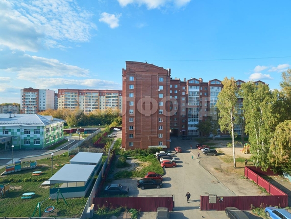 
  Продается 3-комн. квартира, 60.6 м², Суворова ул, д. 13
. Фото 6.