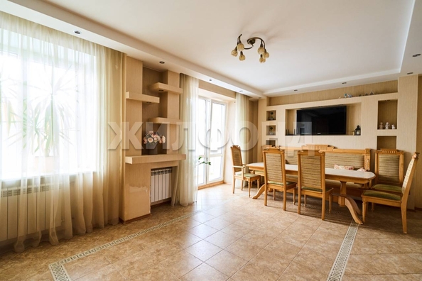 
  Продается 3-комн. квартира, 124 м², Дзержинского ул, д. 60
. Фото 2.