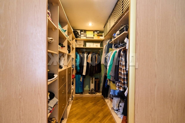 
  Продается 3-комн. квартира, 124 м², Дзержинского ул, д. 60
. Фото 8.