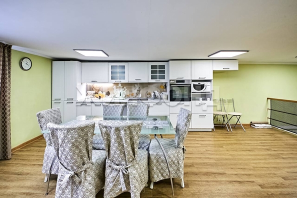 
  Продается дом, 242.8 м², Томск
. Фото 32.