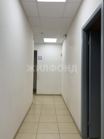 
  Продается универсальное помещение, 330 м², Иркутский тракт
. Фото 10.