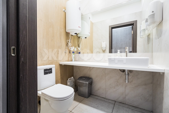 
  Продается офис, 298 м², Типографский пер
. Фото 8.