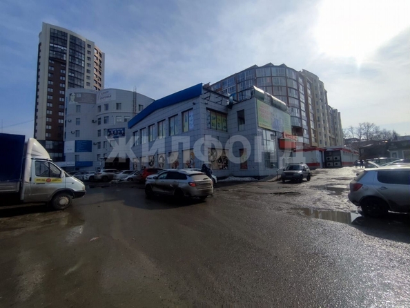 
  Продается торговая площадь, 813 м², Сибирская ул
. Фото 2.