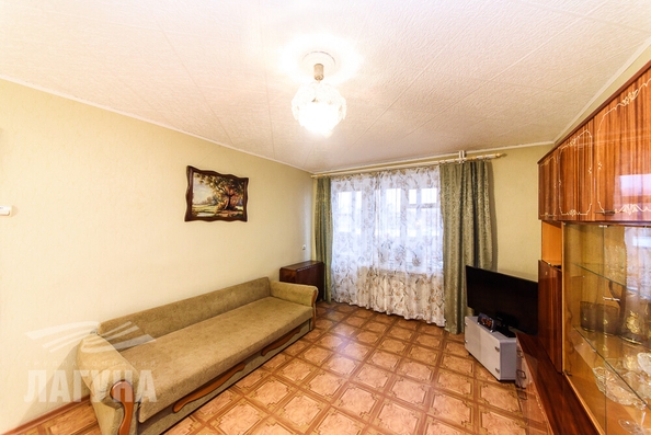 
  Продается 2-комн. квартира, 49.2 м², Учебная ул, д. 11
. Фото 2.