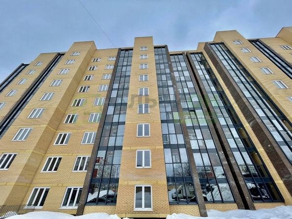 
  Продается 2-комн. квартира 70.4 м². Фото 1.