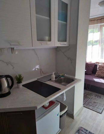 
  Сдается 1-комн. квартира 12 м². Фото 1.