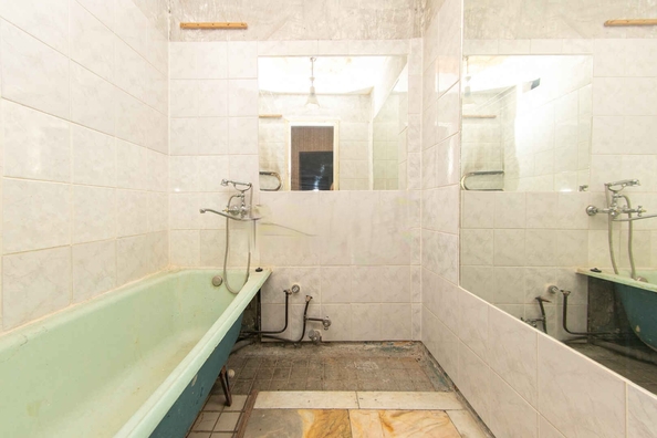 
  Продам 2-комн. квартиру 55 м². Фото 10.