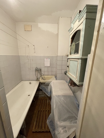 
  Продам 4-комн. квартиру 143.9 м². Фото 4.