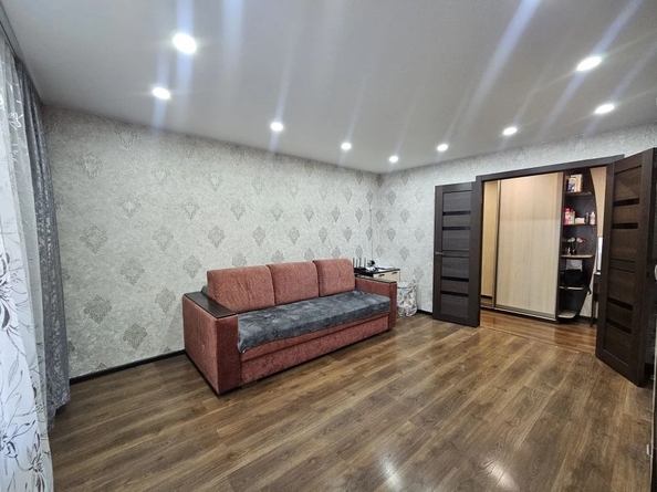 
  Продам 3-комн. квартиру 57.9 м². Фото 8.