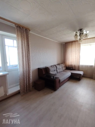 
  Сдается 3-комн. квартира 70.4 м². Фото 1.