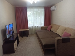 Снять трехкомнатную квартиру 60 м², 5500 рублей