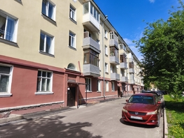 Продается 2-комнатная квартира Астраханская ул, 52.7 м², 4300000 рублей
