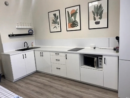 Снять однокомнатную квартиру Партизана Железняка ул, 56  м&sup2;, 4500 рублей