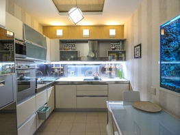 Продается 3-комнатная квартира Молодежная ул, 107.5 м², 10200000 рублей