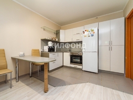Продается 2-комнатная квартира Западная 5-я ул, 34.4 м², 2800000 рублей