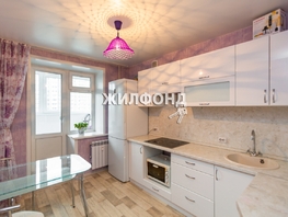 Продается 2-комнатная квартира Павловский тракт, 47 м², 3950000 рублей