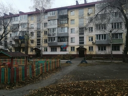 Продается 3-комнатная квартира Петра Мерлина ул, 62.5 м², 3300000 рублей