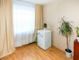 Продается 3-комнатная квартира Георгия Исакова ул, 56.5  м², 4880000 рублей