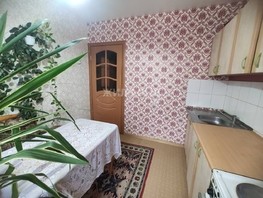 Продается 3-комнатная квартира кедровая, 66.4  м², 3200000 рублей