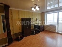 Продается 1-комнатная квартира Петра Сухова ул, 34 м², 3700000 рублей