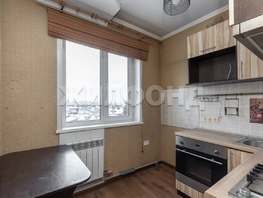 Продается 2-комнатная квартира Георгия Исакова ул, 42.6  м&sup2;, 4000000 рублей