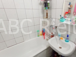 2-комнатная квартира, 52 м², 4/5 этаж
