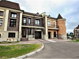 Дом, 351 м², 3 этажа, участок 40000 сот.