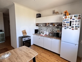 Продается 4-комнатная квартира 142-й мкр, 75  м&sup2;, 7000000 рублей