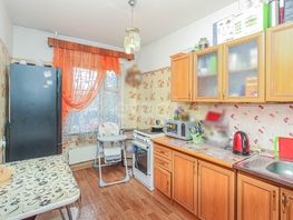 Продается 3-комнатная квартира 142-й мкр, 69.7  м&sup2;, 7000000 рублей