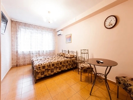 Снять однокомнатную квартиру Пограничный пер, 24  м&sup2;, 2600 рублей