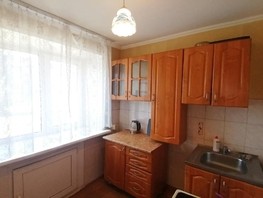 Продается 3-комнатная квартира Муромцева тер, 50.8  м², 3700000 рублей