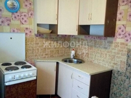 Продается 1-комнатная квартира Тореза  ул, 32.5  м², 2450000 рублей