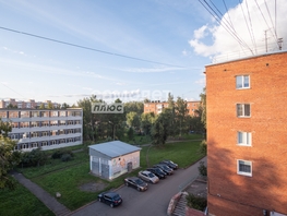 Продается 4-комнатная квартира Шахтеров пр-кт, 60.1  м², 4499000 рублей