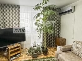 Продается 2-комнатная квартира Комсомольская ул, 52.4 м², 3600000 рублей