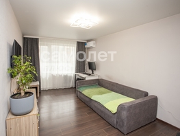Продается 1-комнатная квартира Строителей б-р, 30 м², 3890000 рублей