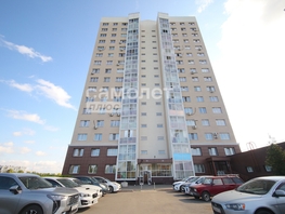 Продается 2-комнатная квартира Строителей б-р, 57 м², 7700000 рублей