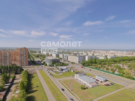 Продается 2-комнатная квартира Строителей б-р, 58  м², 7610000 рублей