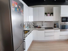 Продается 2-комнатная квартира Шахтеров пр-кт, 52  м&sup2;, 6900000 рублей
