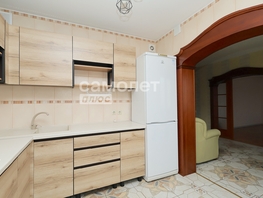 Продается 3-комнатная квартира Молодежный пр-кт, 58.9  м&sup2;, 6350000 рублей