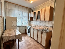 Продается 3-комнатная квартира Бориса Богаткова ул, 59.1 м², 6500000 рублей