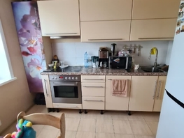 Продается 2-комнатная квартира В. Высоцкого ул, 52.5 м², 5400000 рублей