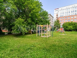 Продается 3-комнатная квартира Димитрова пр-кт, 62.4 м², 7490000 рублей