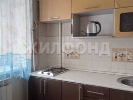 Продается 1-комнатная квартира 50 лет Октября ул, 25.2 м², 2300000 рублей