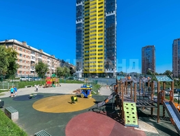 Продается 3-комнатная квартира Танковая ул, 62.4 м², 10800000 рублей