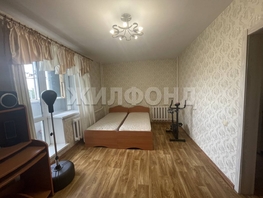 Продается 1-комнатная квартира Петухова ул, 32.2  м², 3650000 рублей